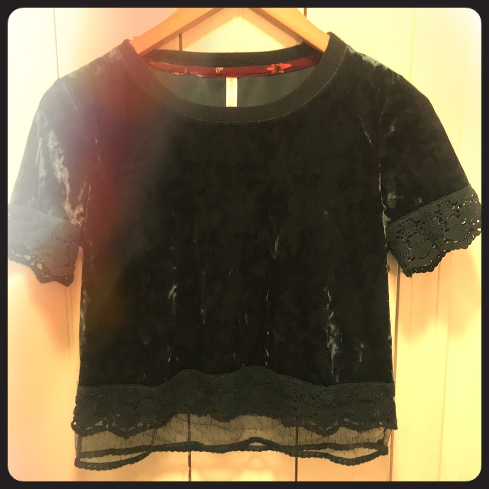 Forest green velour and lace top.  Xhilaration XS